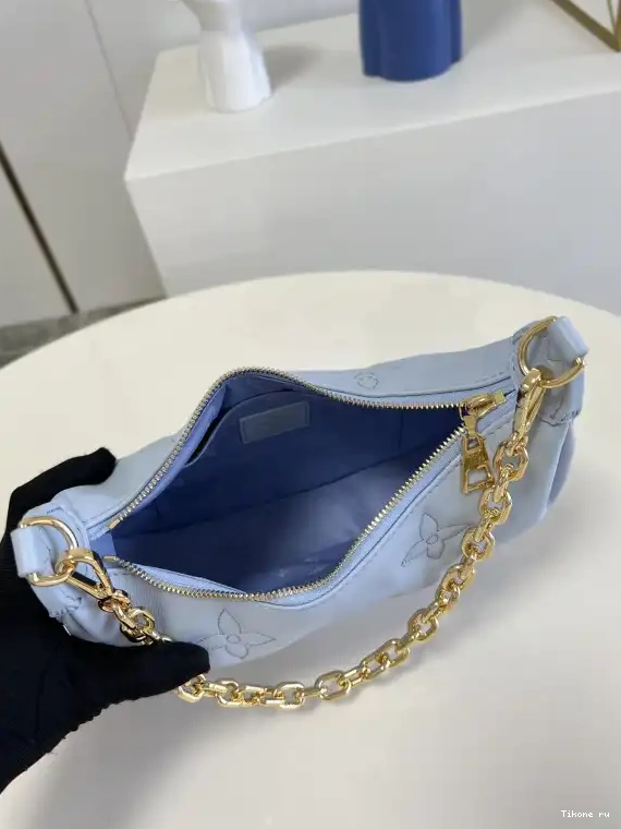 Affordable OVER THE VUITTON MOON LOUIS 0704